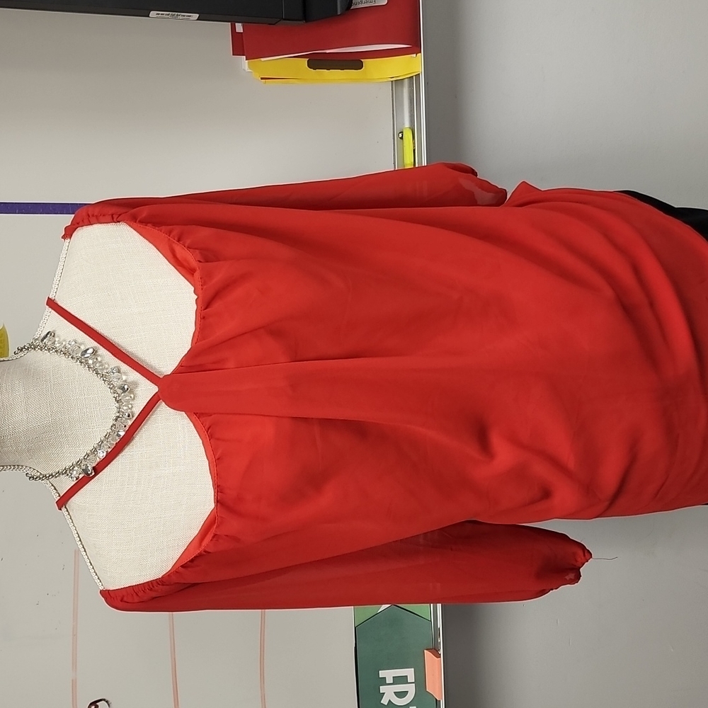 Red cold shoulder XL night life or date night